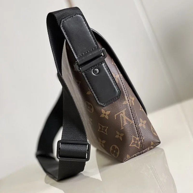 セール新作ルイヴィトン メッセンジャー ショルダーバッグ コピー M45557