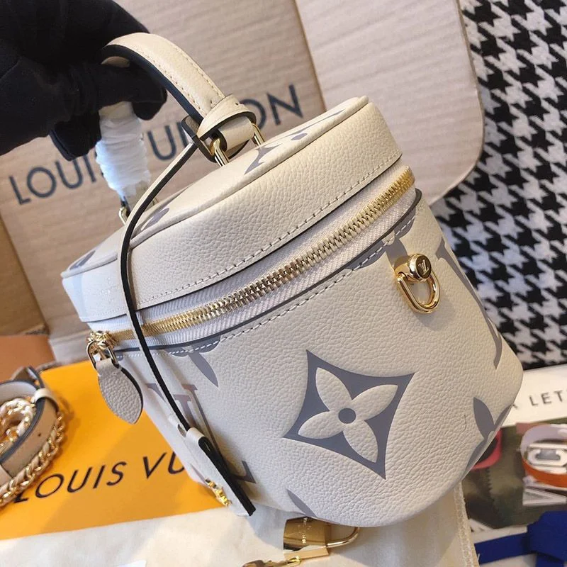 ♡白が上品で可愛い♡ルイヴィトン バッグ バニティ偽物PM M45599