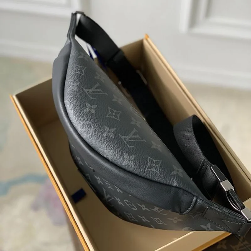 入手困難ルイヴィトン ディスカバリー・バムバッグ 偽物 PM M46035