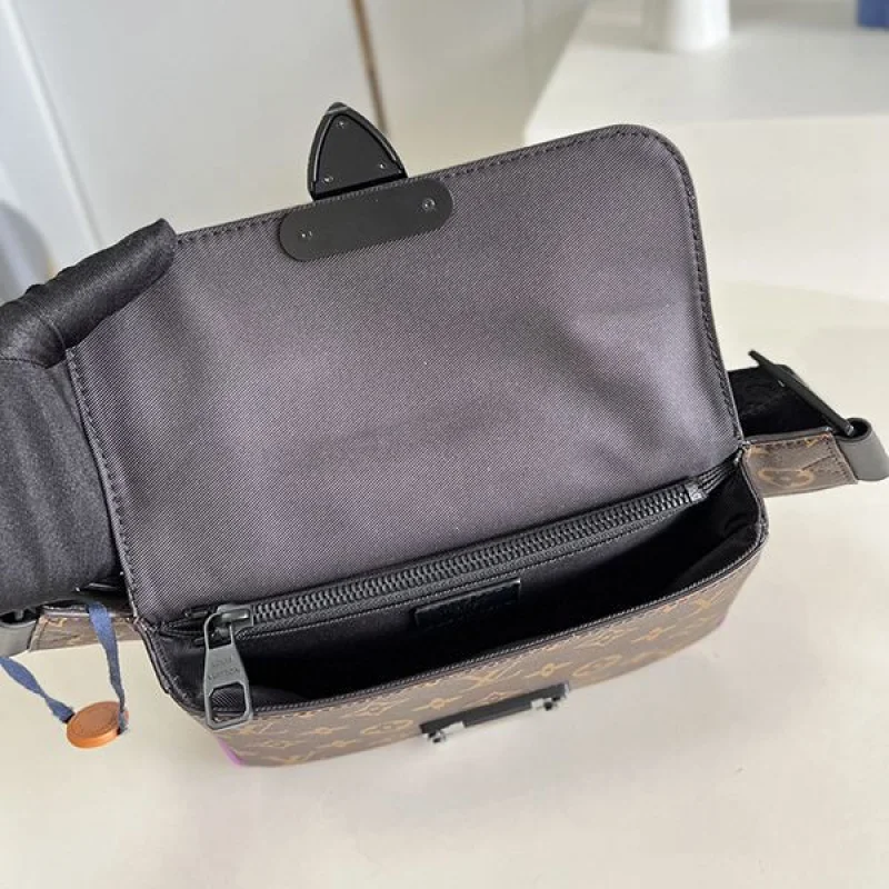 人気急上昇ルイヴィトン Sロック ロゴストラップ ショルダーバッグ コピー M46245