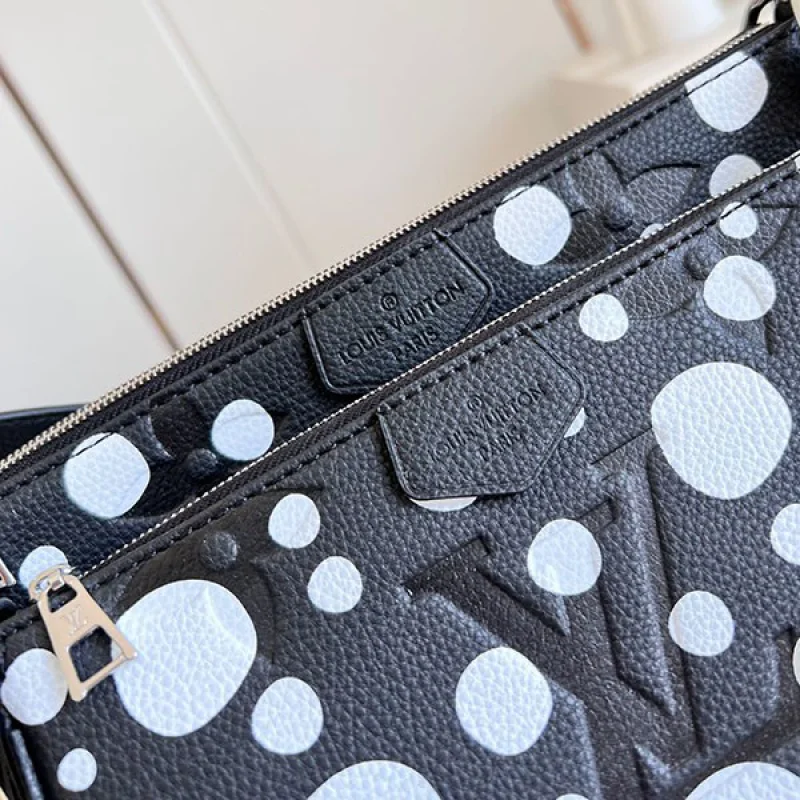 【信用第一】LV × YK コピー ミュルティポシェットアクセソワール M46410