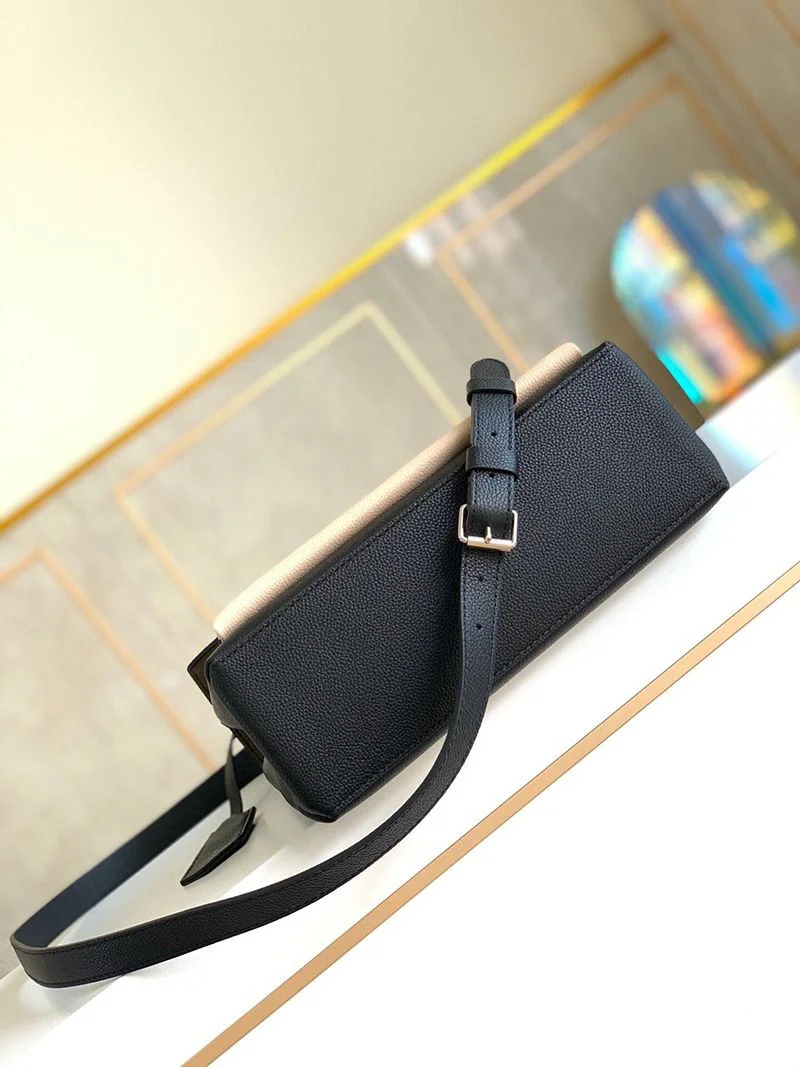 追跡付き発送ルイヴィトン マイロックミー コピー★2way ハンドバッグ ショルダーバッグ★ローリエトフィラテノワール M55323