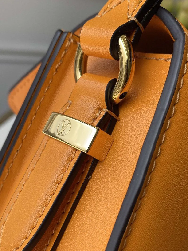 関税負担なしルイヴィトン☆ポンヌフ ショルダーバッグ偽物 M55946