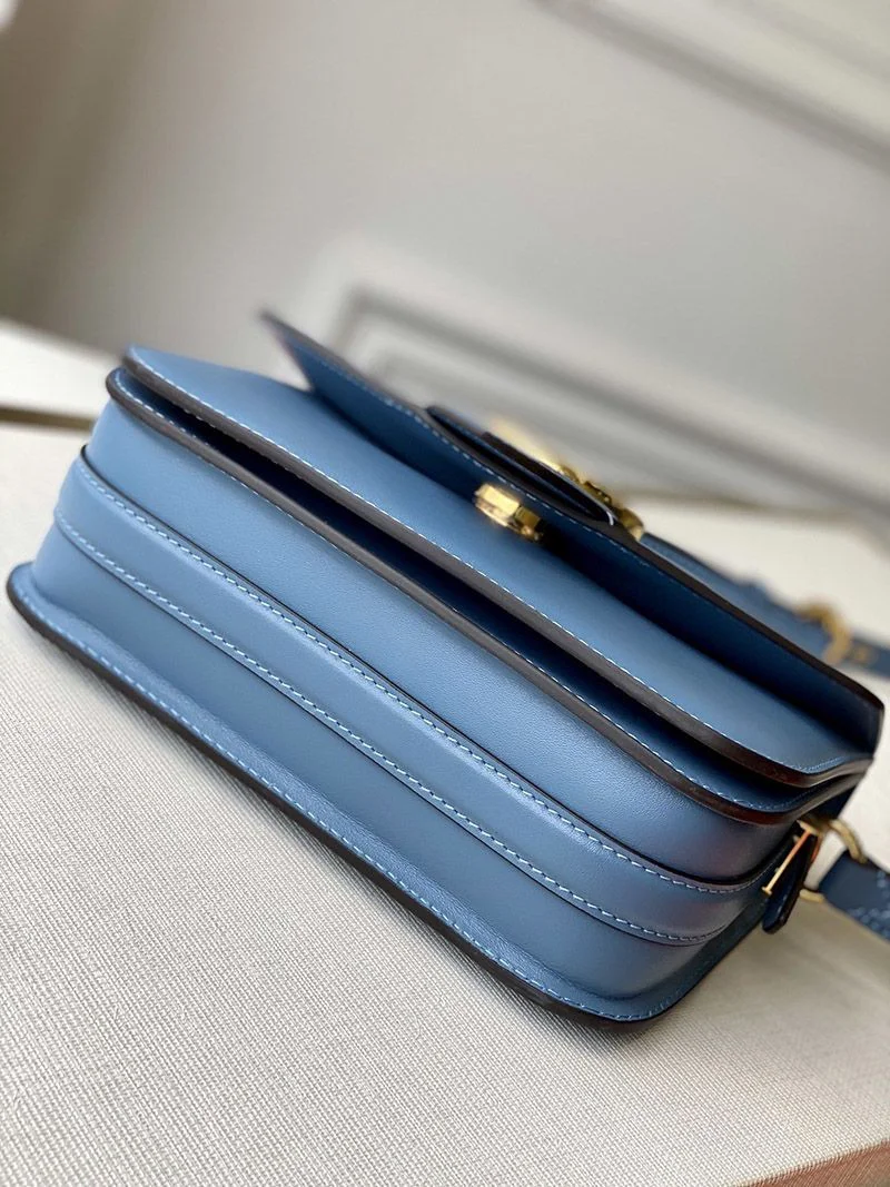 一目惚れ♪大人気ルイヴィトン*LV PONT 9 ポンヌフ ショルダーバッグ偽物 M55947