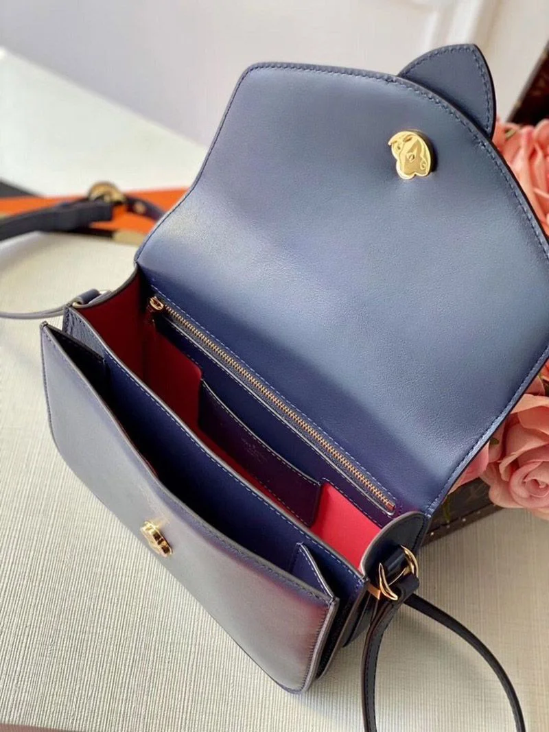 21-22AW ルイヴィトン☆ポンヌフ ショルダーバッグ偽物 M55951