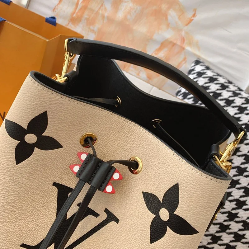 ★関税/送料込★ ルイヴィトン ショルダーバッグ コピー CRAFTY ネオノエMM 2WAY モノグラム M56889