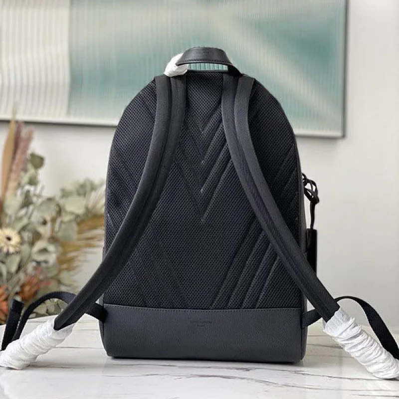 ルイヴィトン バックパック コピー タイガ アエログラム ブラック リュック M57079