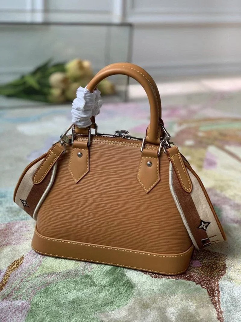 目を惹くカラー ルイヴィトン LV◆アルマBB ゴールドハニー偽物 M57540