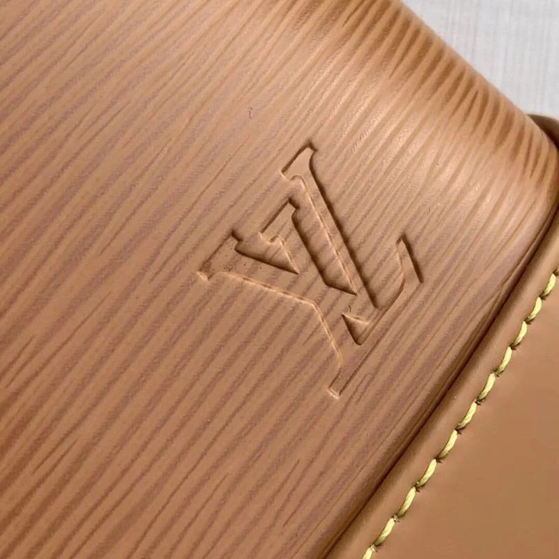 目を惹くカラー ルイヴィトン LV◆アルマBB ゴールドハニー偽物 M57540