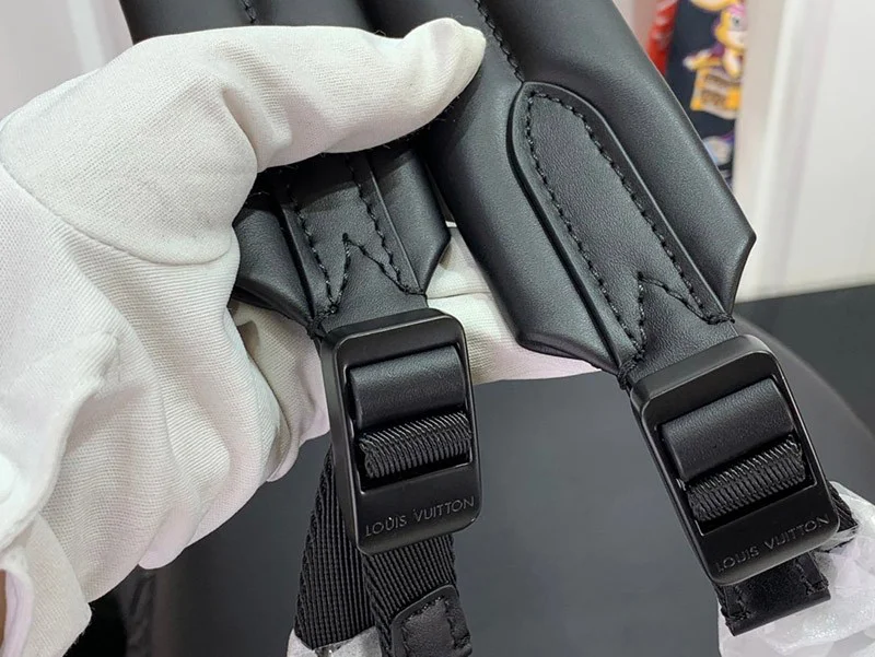 【新作】ルイヴィトン リュック コピー アルマンド・バックパック モノグラム M57959