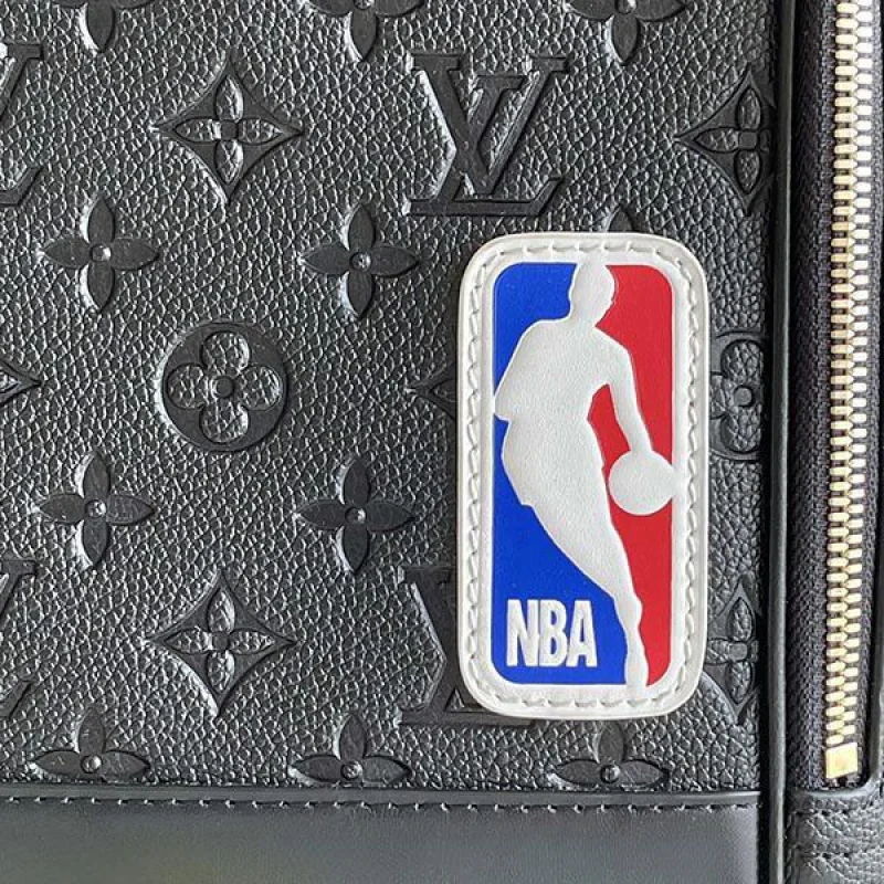 ルイヴィトン NBAコラボ バックパック 偽物 バスケット M57972
