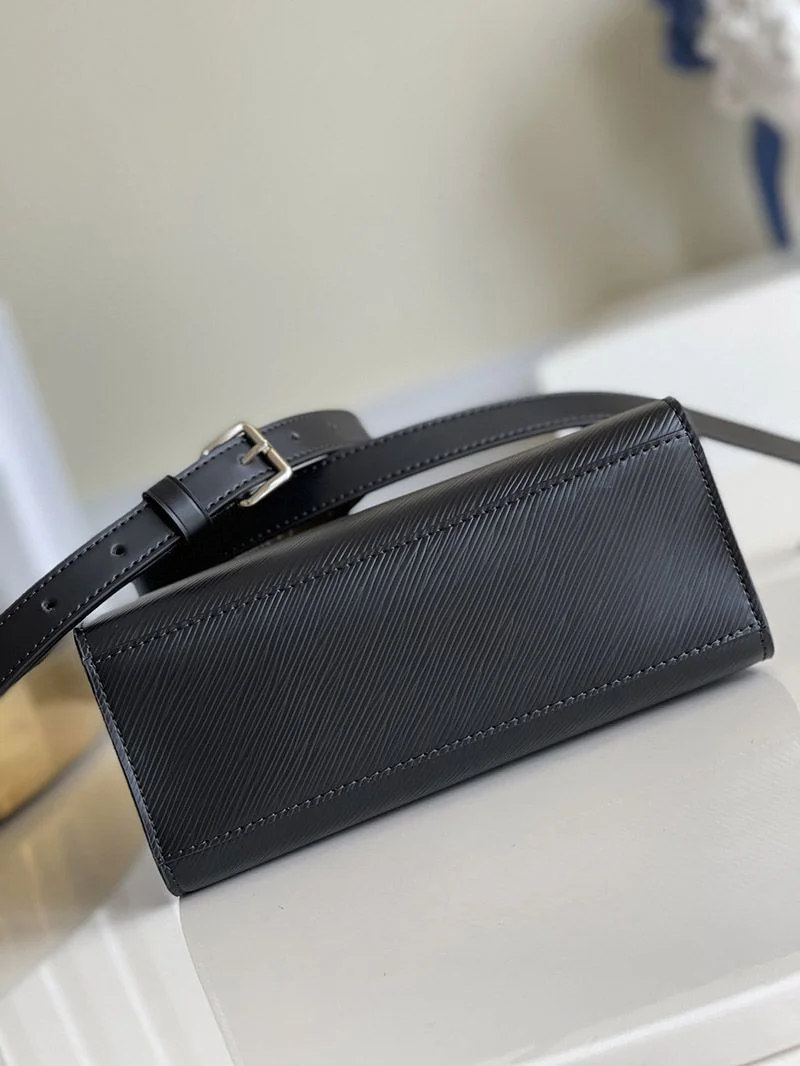 ★日本!!人気!ルイヴィトン サックプラスーパーコピー BB ハンド バッグ M58660