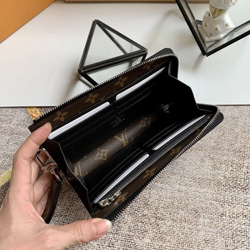 完売前に!ルイヴィトン ショルダーバッグ コピー ポシェット フェリシー レディース M69977