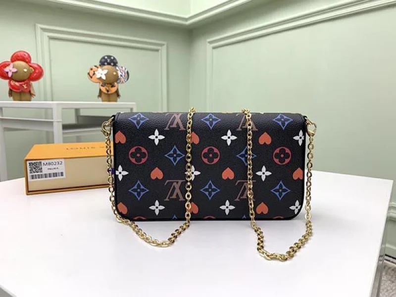 ルイヴィトン ショルダーバッグ コピー☆モノグラム ポシェット フェリシー ゲーム オン M80232
