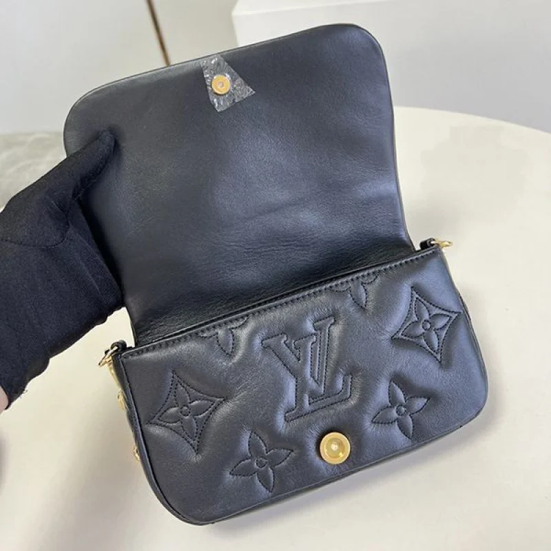 ☆超人気☆ルイヴィトン★ウォレットオンストラップ バブルグラム レザー 偽物 M81398