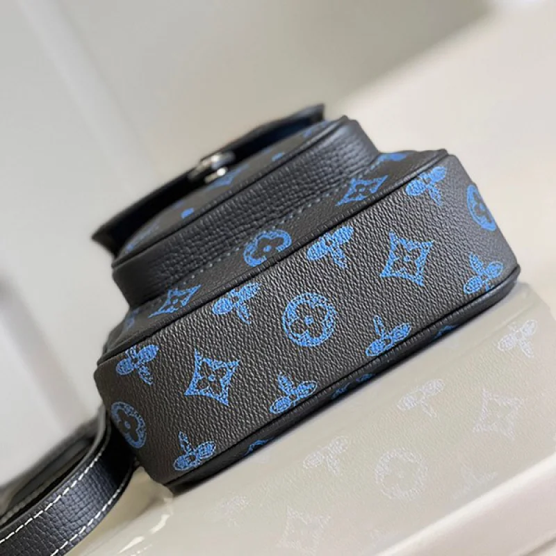 【日常使いに最適♪】ルイヴィトン コピー ミニ クリストファー ショルダーバッグ M81854