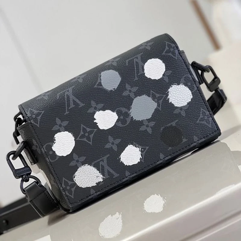 定番ルイヴィトン x 草間彌生 コラボ スティーマー コピー ウエアラブル [財布ショルダーバッグ]M81935