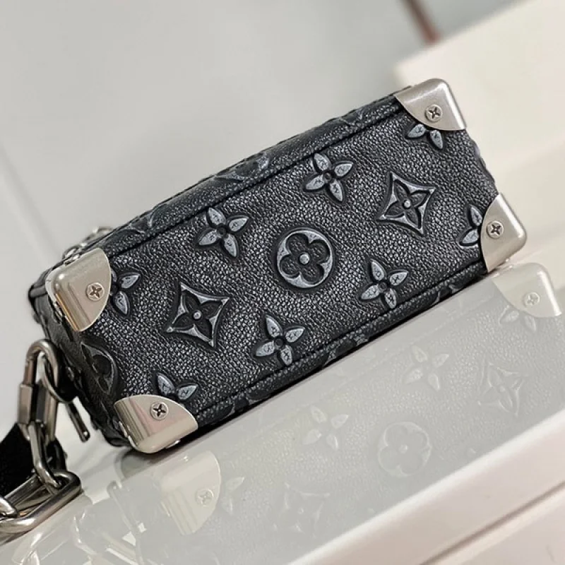 ルイヴィトン ミニソフトトランク バッグ ショルダーバッグ 偽物 vuf39582