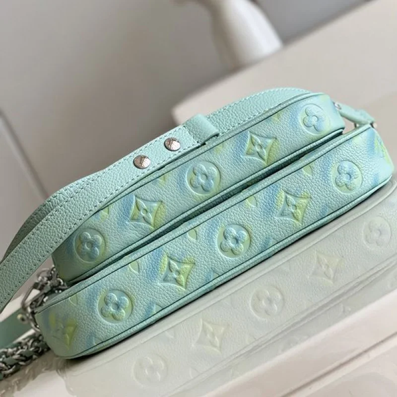 可愛いルイヴィトン ショルダーバッグ コピー マルチポーチアクセサリー vui18478