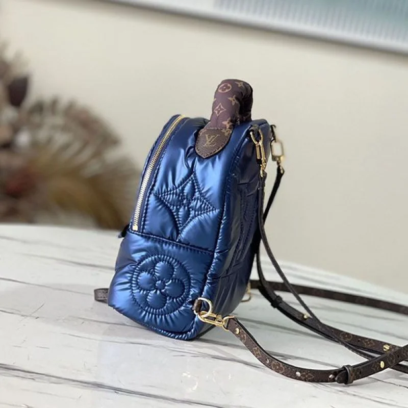 使い勝手良し ルイヴィトン パームスプリングス ミニ リュックコピー M21060