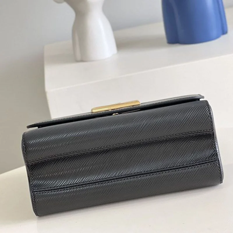 完売必至 ルイヴィトン ショルダーバッグ コピー M50282