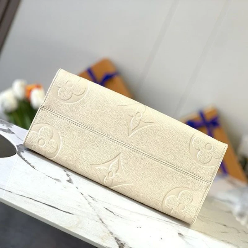 入手困難ルイヴィトン オンザゴー MM コピー☆モノグラム・アンプラント トートバッグ vuq87015