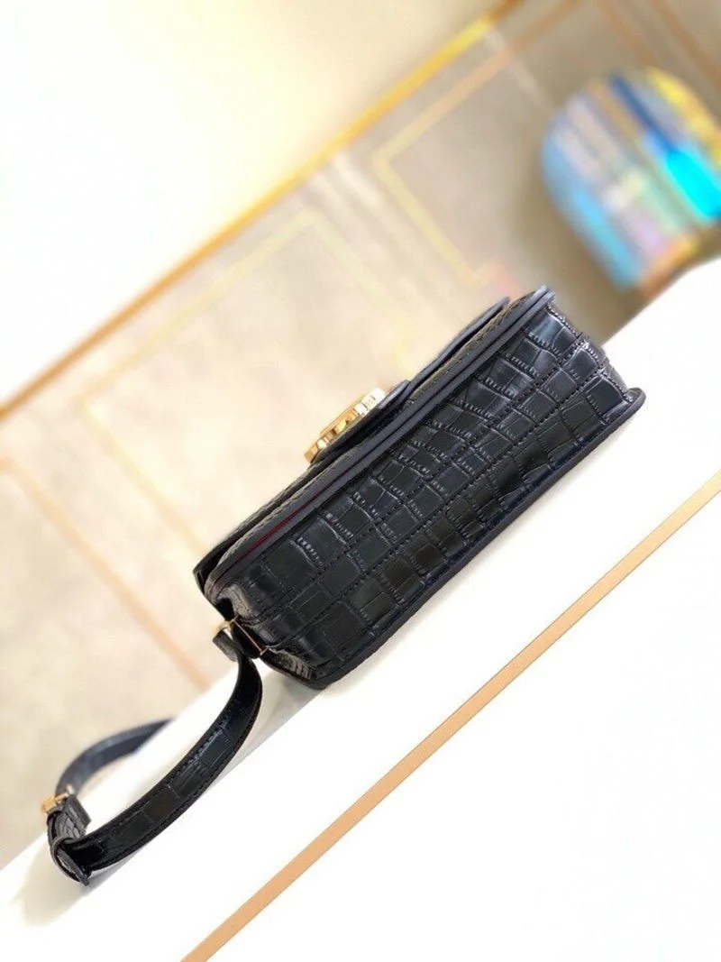 可愛いルイヴィトン LVポント9 コピー ショルダーバッグ★ブラック リザードパターン vuv74174