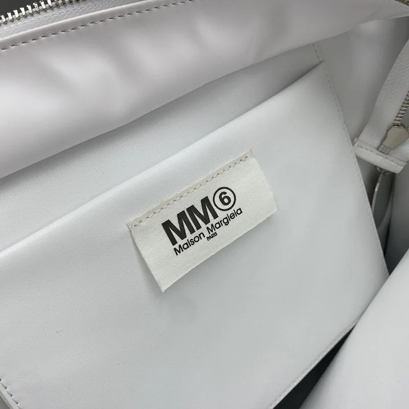 目を惹くカラーエムエムシックス コピー トートバッグ 3way ショルダーバッグ Mat16909
