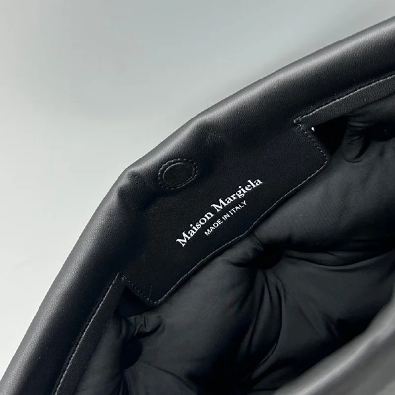 メゾン マルジェラ コピー「グラム スラム」 ラージ ショルダーバッグ S56WG0176P4300T8013