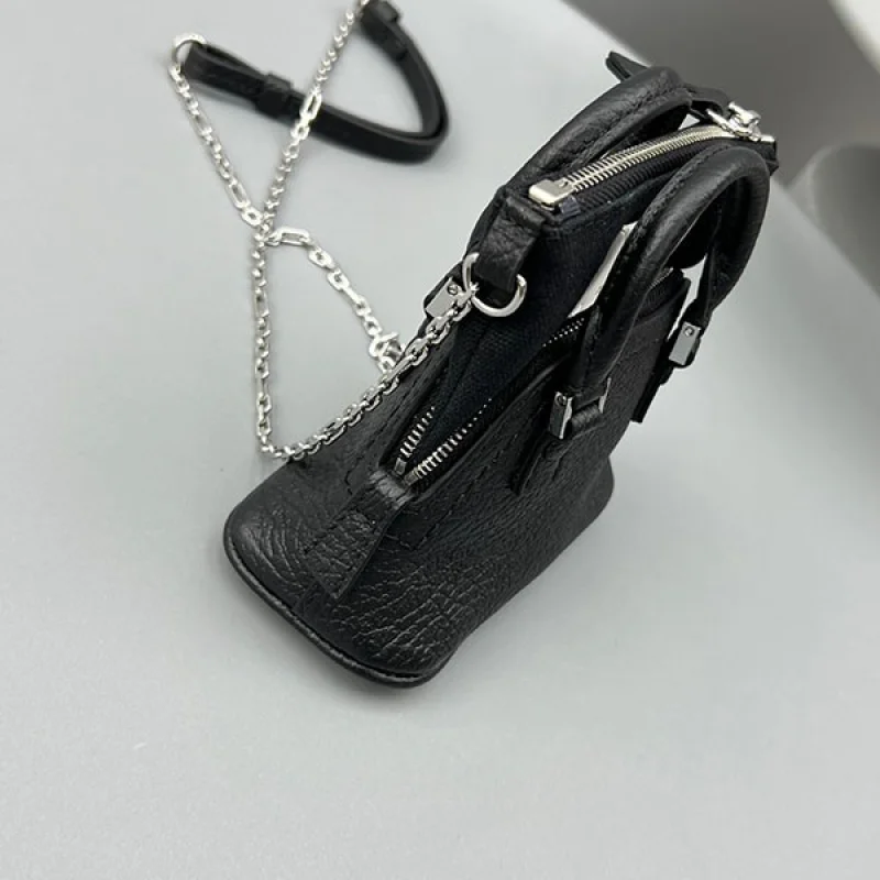 メゾン マルジェラ コピー 5AC Classique ベビー ショルダーバッグ SB3WG0025P44 信用第一