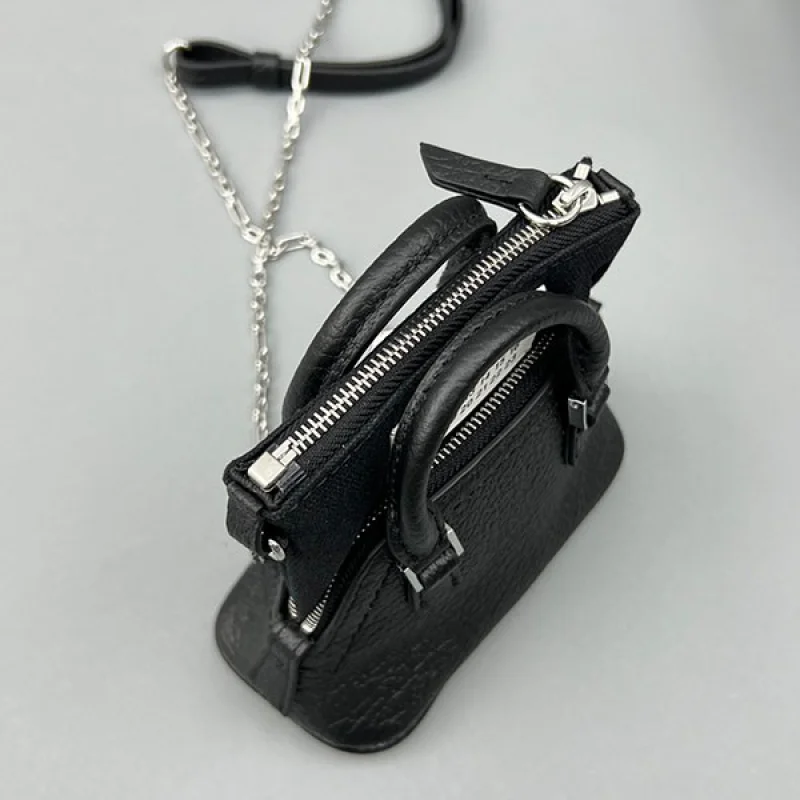 メゾン マルジェラ コピー 5AC Classique ベビー ショルダーバッグ SB3WG0025P44 信用第一
