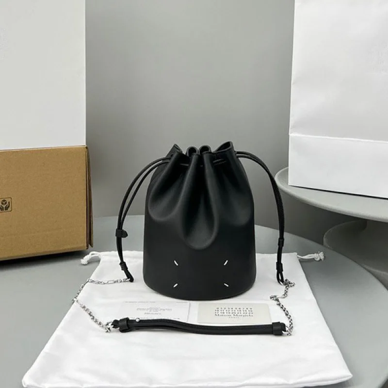 送料込 メゾン マルジェラ「タビ」バケットバッグ コピー ショルダーバッグ SB3WG0028P5025T8013