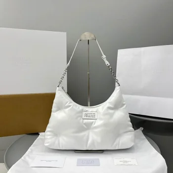 メゾンマルジェラバッグ SB3WG0020P4300T1003 スーパーコピー