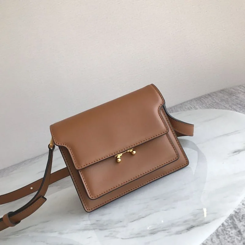 21-22AW 限定希少 マルニ バッグ偽物 ☆trunk bag トランクバッグ mag92478