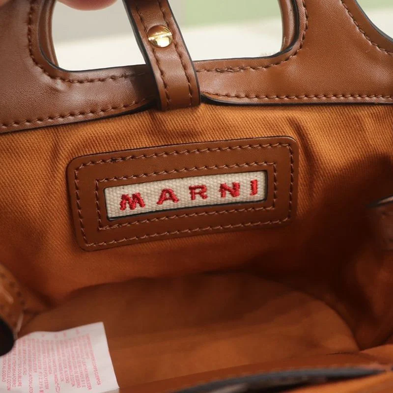 100%実物写真マルニ TROPICALIA マイクロ かごバッグ コピー マルニ ハンモックバッグ man33481