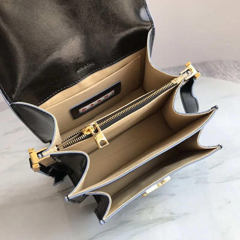 超希少！マルニ バッグ偽物 ☆trunk bag トランクバッグ コピー maw68725