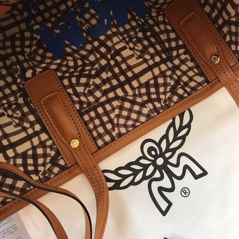 MCM コピー エムシーエム トートバッグ ヴィセトス Medium リバーシブル LIZショッパー mcb61935