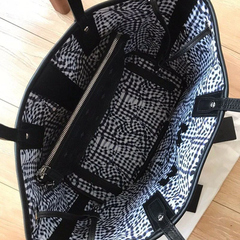 大人気！MCM エムシーエム トートバッグ コピー mcj02217
