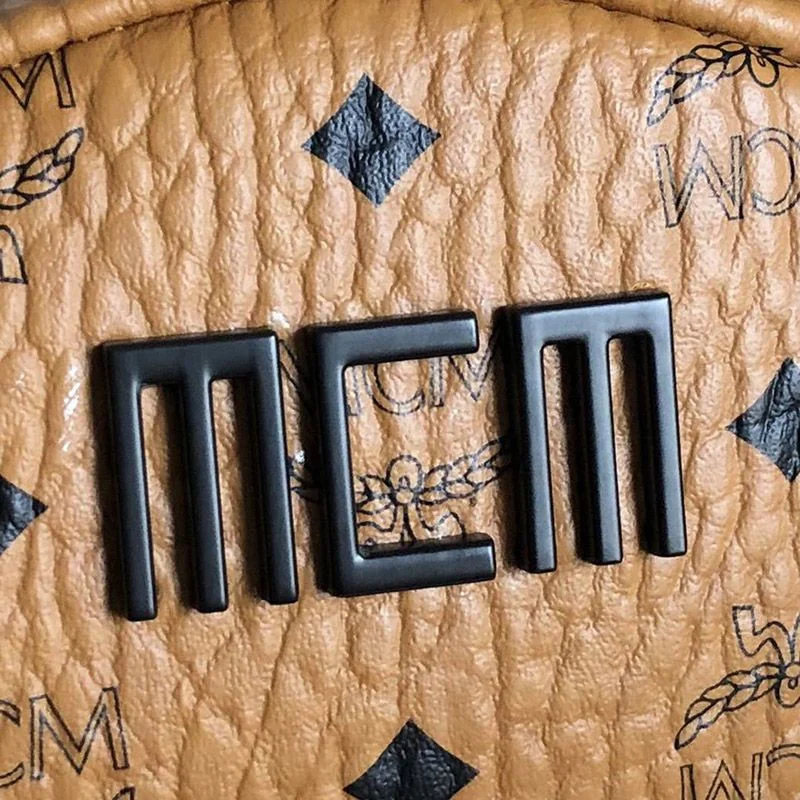 人気 ギフトに最適♪ MCM リュック 偽物 エムシーエム バックパック mcl01935