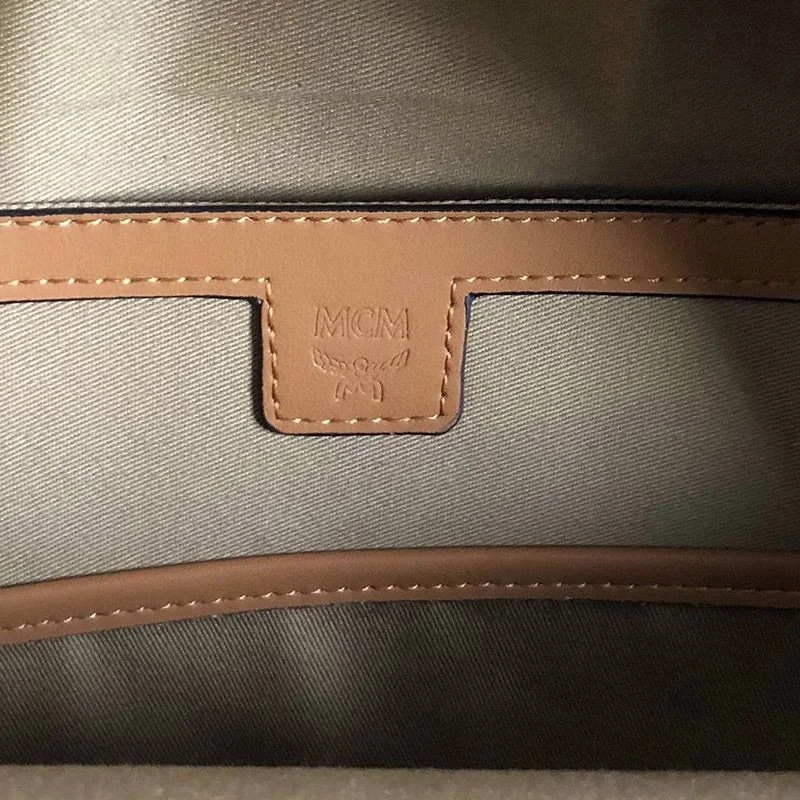 人気 ギフトに最適♪ MCM リュック 偽物 エムシーエム バックパック mcl01935