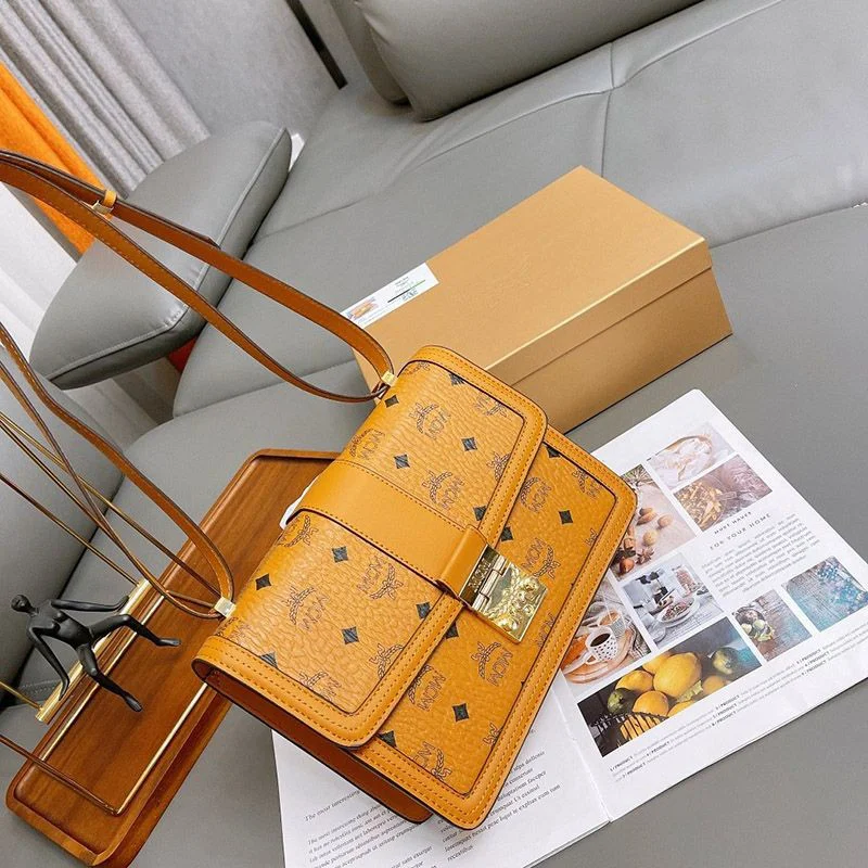 新作100%実物写真 MCM クロスボディ ショルダーバッグ偽物N級品 mcw71368