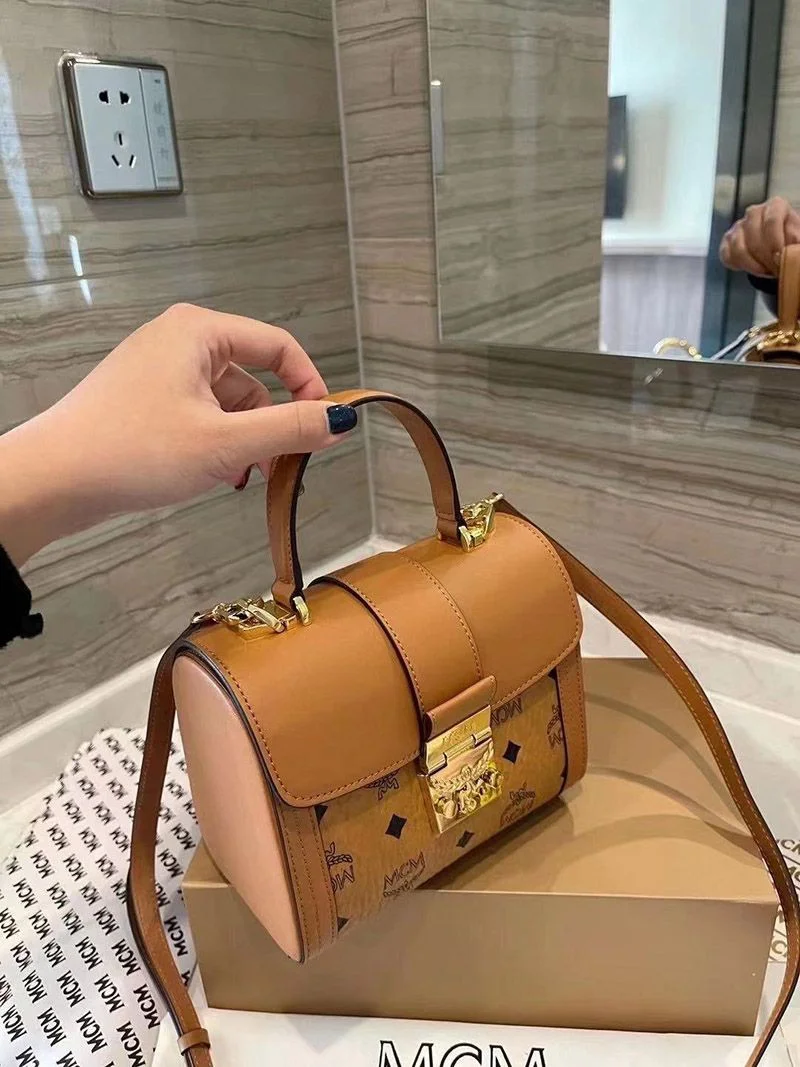 人気 MCM ヴィセトス サッチェルバッグ コピーモノグラム ロゴ mcx32244