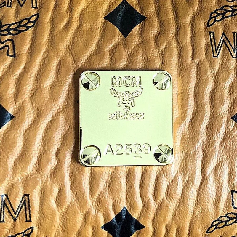 関税送料込☆MCM大人気Kelly ヘリテージ ヴィセトス サッチェルバッグ mcy93469