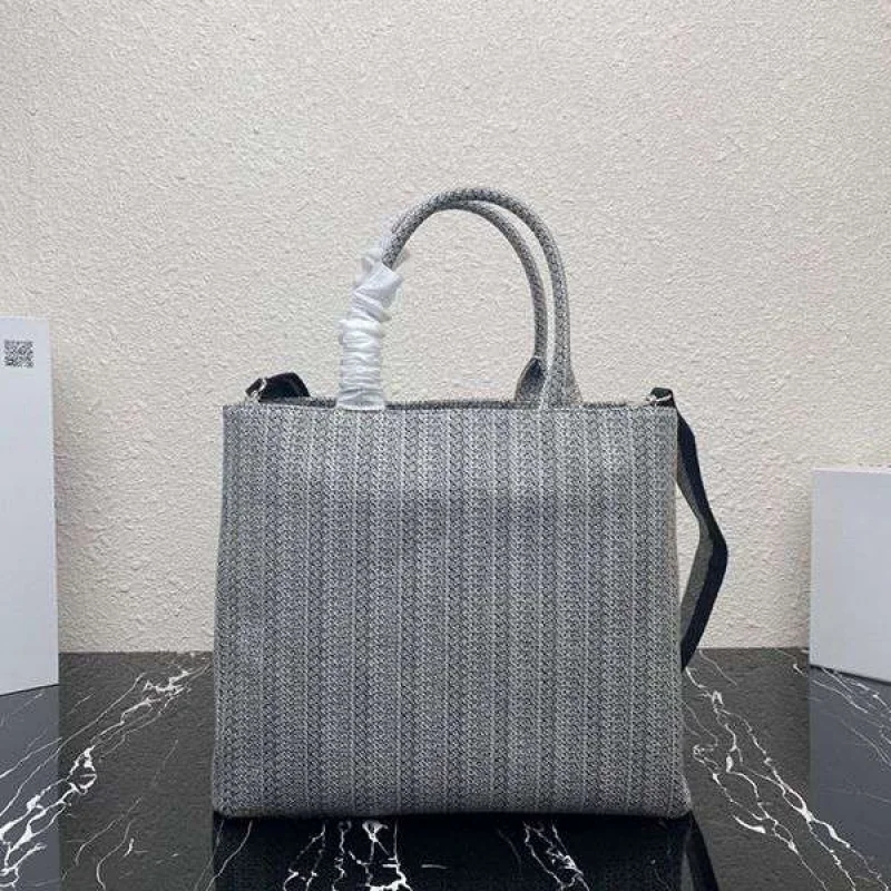 【人気】プラダ コピー に刺繍 トートバッグ 1BA341