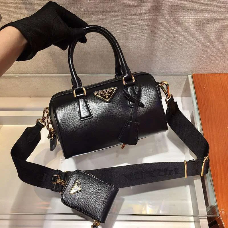 超話題!【人気商品】プラダ ショルダーバッグ 偽物通販 put26581