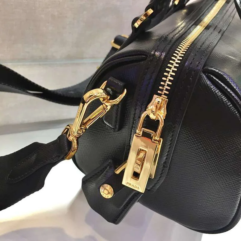 超話題!【人気商品】プラダ ショルダーバッグ 偽物通販 put26581