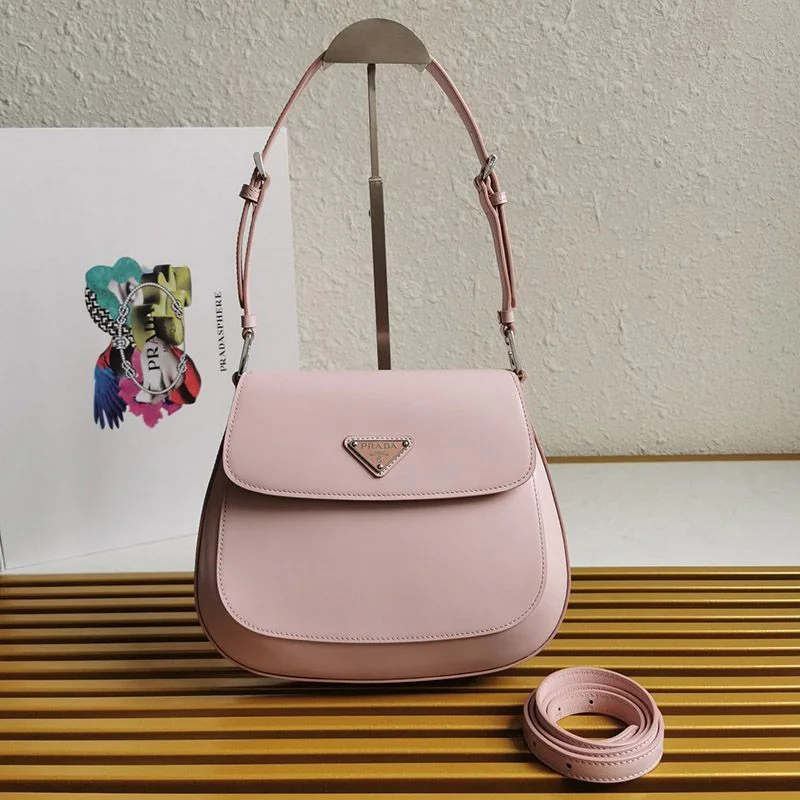 大人気!プラダ★フラップ付きクレオショルダーバッグ コピー puo52658