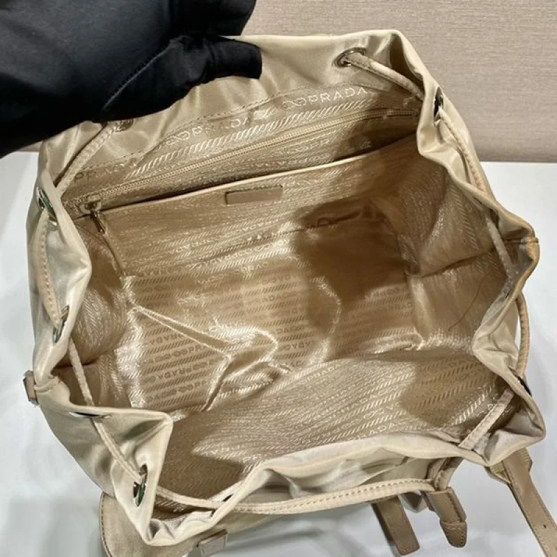 世界中で大人気♪プラダ Re-Nylon ミディアム バックパック コピー 1BZ811RV44F0F24