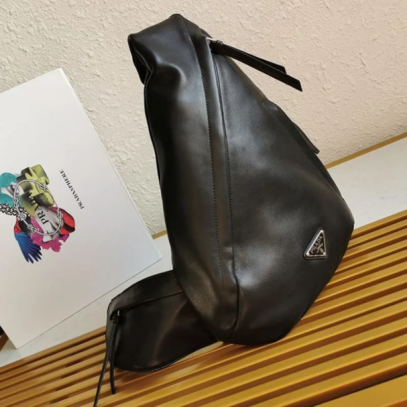 希少色プラダ レザー バックパック ショルダーバッグ コピー 2WAY pua16999