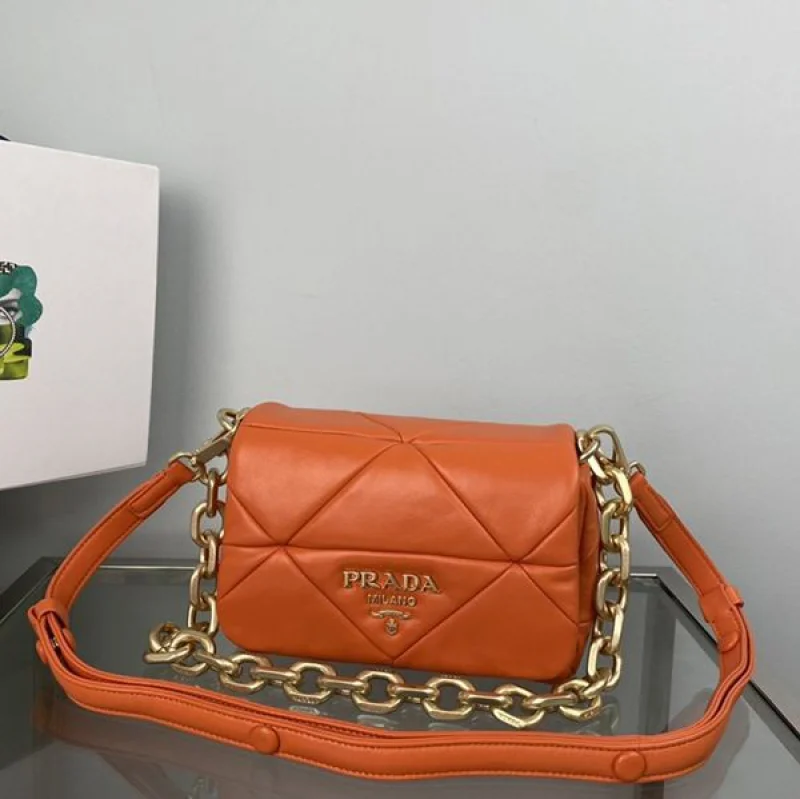 即発送プラダ ナッパレザー システム パッチワーク バッグ コピー pui52671